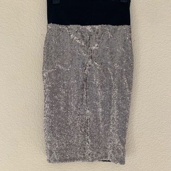 Bebe Sequins Penci Skirt - Picture 2 of 8